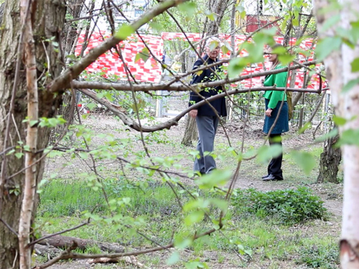 Bird Cage 2015, Parasite Architecture Installation in Park at Gleisdreieck, Berlin, by Shahram Entekhabi In occasion of "One Hectar" environmental art festival in the frame of Global Oil Week 2015