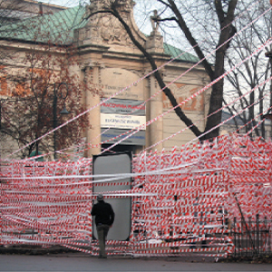 Parasite Architecture 2006, Gallery of Contemporary Art Bunkier Sztuki, Kraków, Poland by Shahram Entekhabi, Architectural and Performative Interventions in Urban Space.